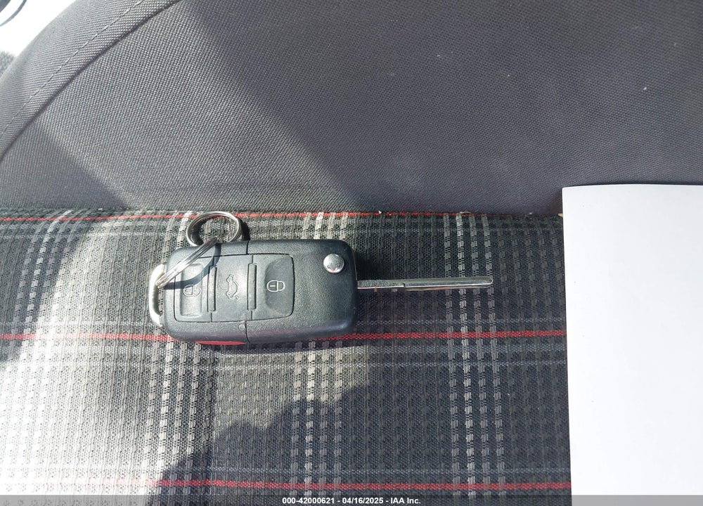 2007 VOLKSWAGEN GTI 2-DOOR VIN: WVWEV71K47W105423