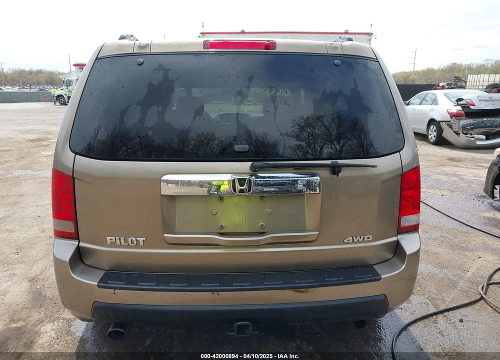 2010 HONDA PILOT EX VIN: 5FNYF4H42AB027705