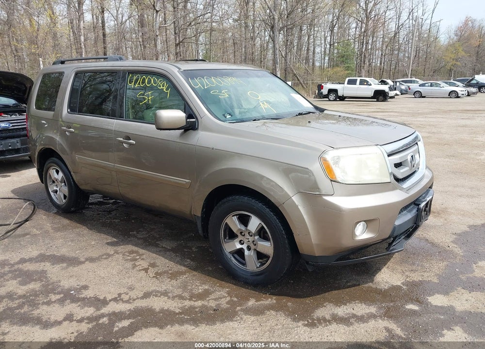 2010 HONDA PILOT EX VIN: 5FNYF4H42AB027705