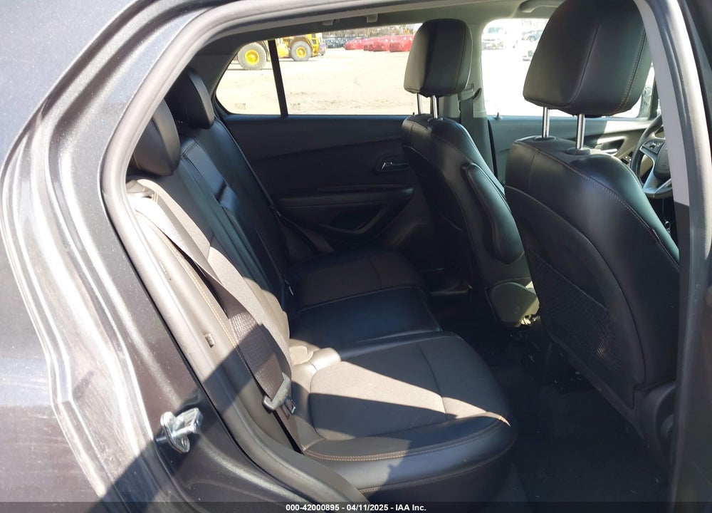 2017 CHEVROLET TRAX VIN: KL7CJLSB2HB193405