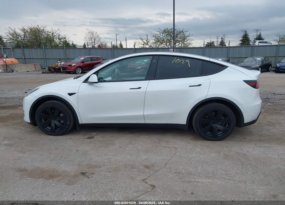 2021 TESLA MODEL Y LONG RANGE DUAL MOTOR ALL-WHEEL DRIVE VIN: 5YJYGDEE7MF141178
