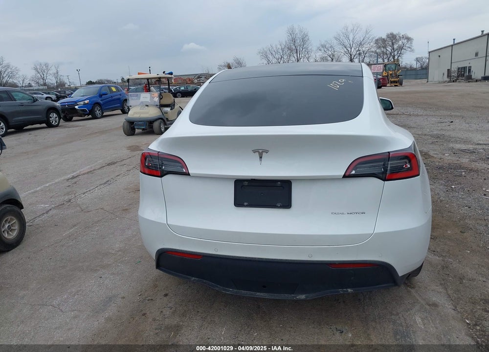 2021 TESLA MODEL Y LONG RANGE DUAL MOTOR ALL-WHEEL DRIVE VIN: 5YJYGDEE7MF141178