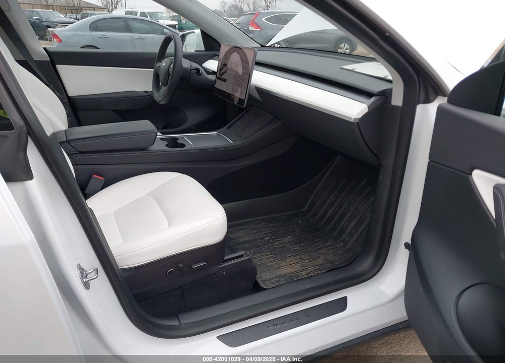 2021 TESLA MODEL Y LONG RANGE DUAL MOTOR ALL-WHEEL DRIVE VIN: 5YJYGDEE7MF141178