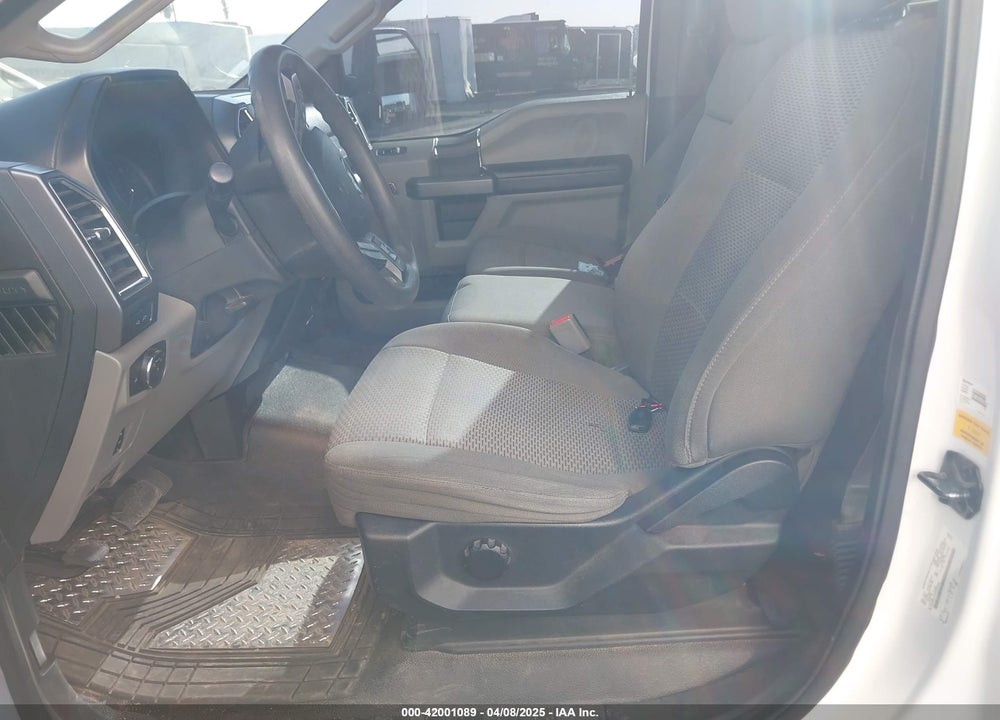 2017 FORD F-550 CHASSIS XLT VIN: 1FDUF5GT3HEE20844