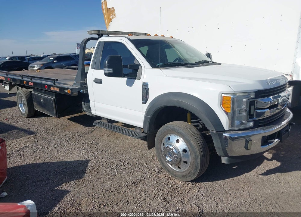 2017 FORD F-550 CHASSIS XLT VIN: 1FDUF5GT3HEE20844