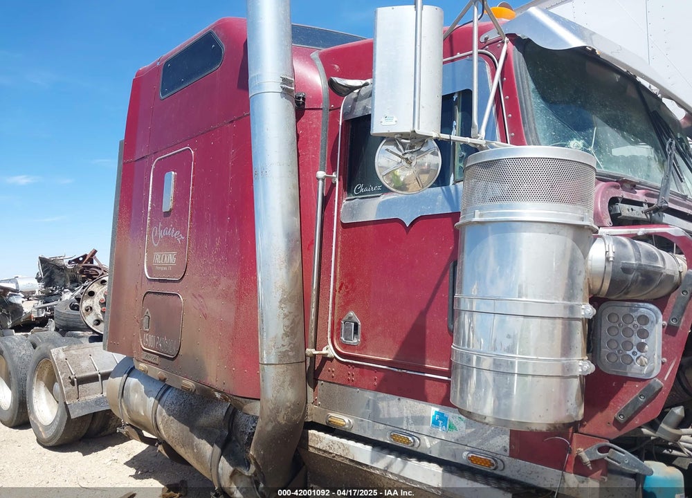 2003 KENWORTH CONSTRUCTION W900 VIN: 1XKWDB9X03R388961