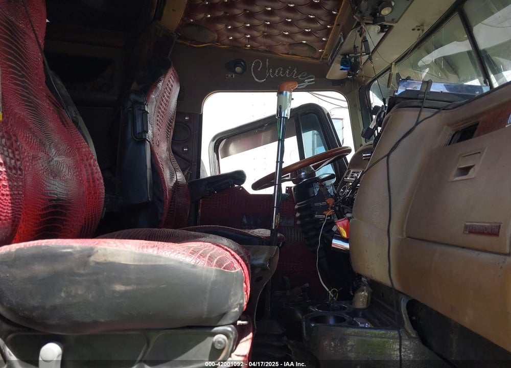 2003 KENWORTH CONSTRUCTION W900 VIN: 1XKWDB9X03R388961