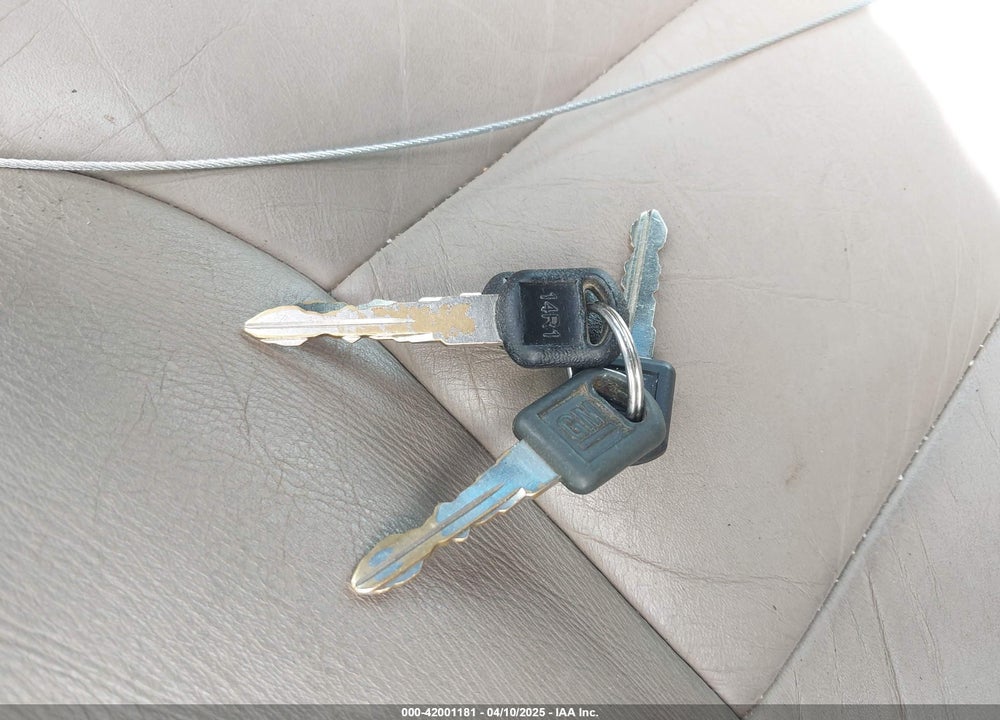 1997 GMC SUBURBAN 1500 SL VIN: 1GKFK16R3VJ754550