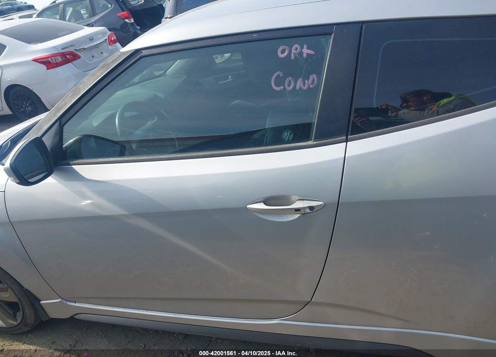 2013 HYUNDAI VELOSTER VIN: KMHTC6AE4DU157798