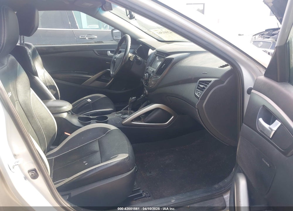 2013 HYUNDAI VELOSTER VIN: KMHTC6AE4DU157798