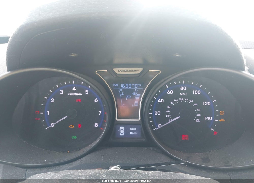 2013 HYUNDAI VELOSTER VIN: KMHTC6AE4DU157798