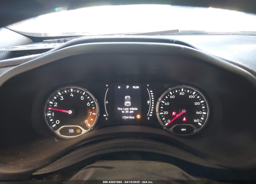 2017 JEEP RENEGADE VIN: ZACCJBBB4HPE57937