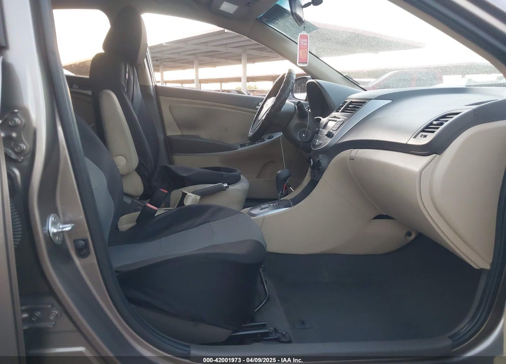 2013 HYUNDAI ACCENT VIN: KMHCT4AE1DU541252