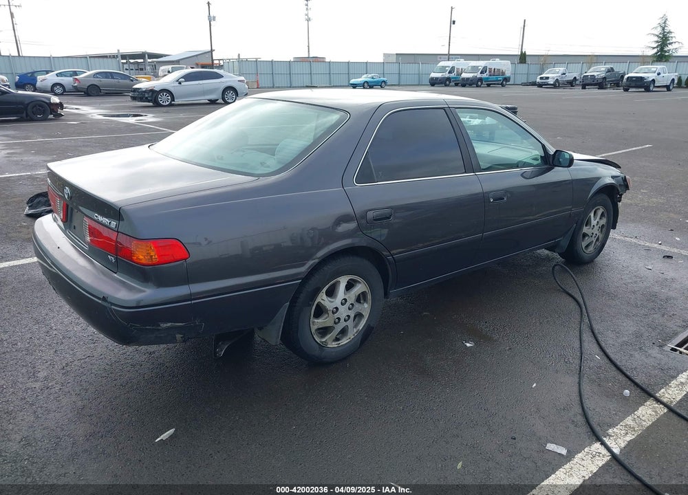 2000 TOYOTA CAMRY LE V6 VIN: 4T1BF28K2YU948277