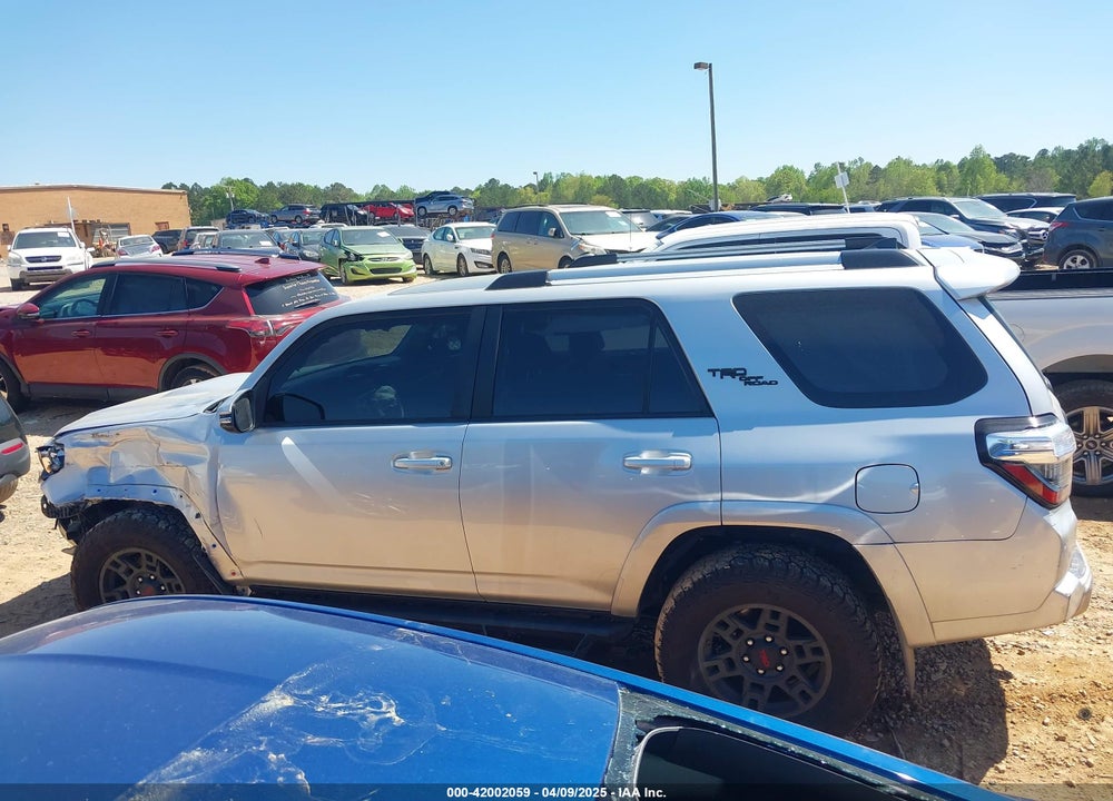 2018 TOYOTA 4RUNNER VIN: JTEBU5JR1J5557832