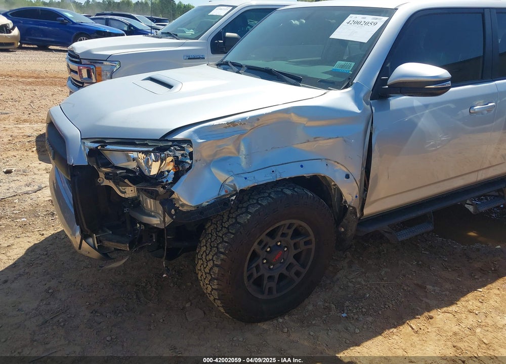 2018 TOYOTA 4RUNNER VIN: JTEBU5JR1J5557832