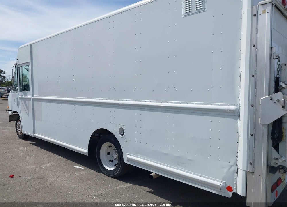 2006 WORKHORSE CUSTOM CHASSIS COMMERCIAL CHASSIS W42 VIN: 5B4KPD2V963415481