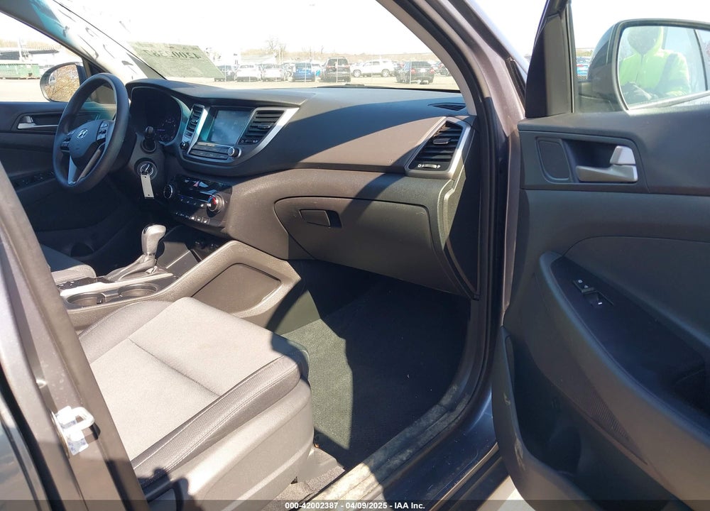 2018 HYUNDAI TUCSON SEL VIN: KM8J33A49JU756480