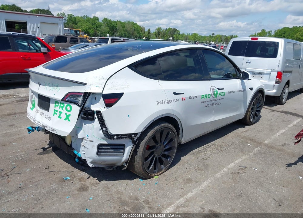 2020 TESLA MODEL Y VIN: 5YJYGDEF8LF025673