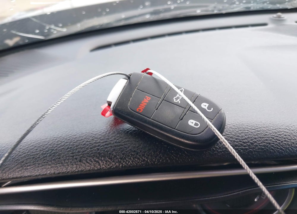 2019 DODGE CHALLENGER VIN: 2C3CDZAG8KH666463
