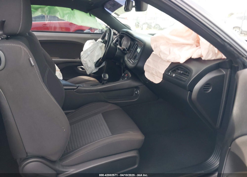 2019 DODGE CHALLENGER VIN: 2C3CDZAG8KH666463