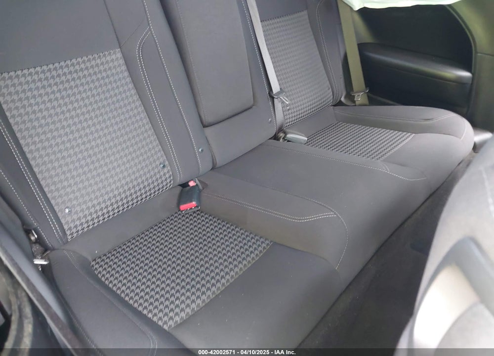 2019 DODGE CHALLENGER VIN: 2C3CDZAG8KH666463