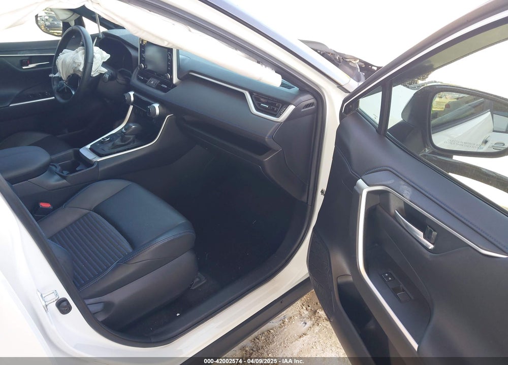 2021 TOYOTA RAV4 HYBRID VIN: 2T3E6RFV9MW019837
