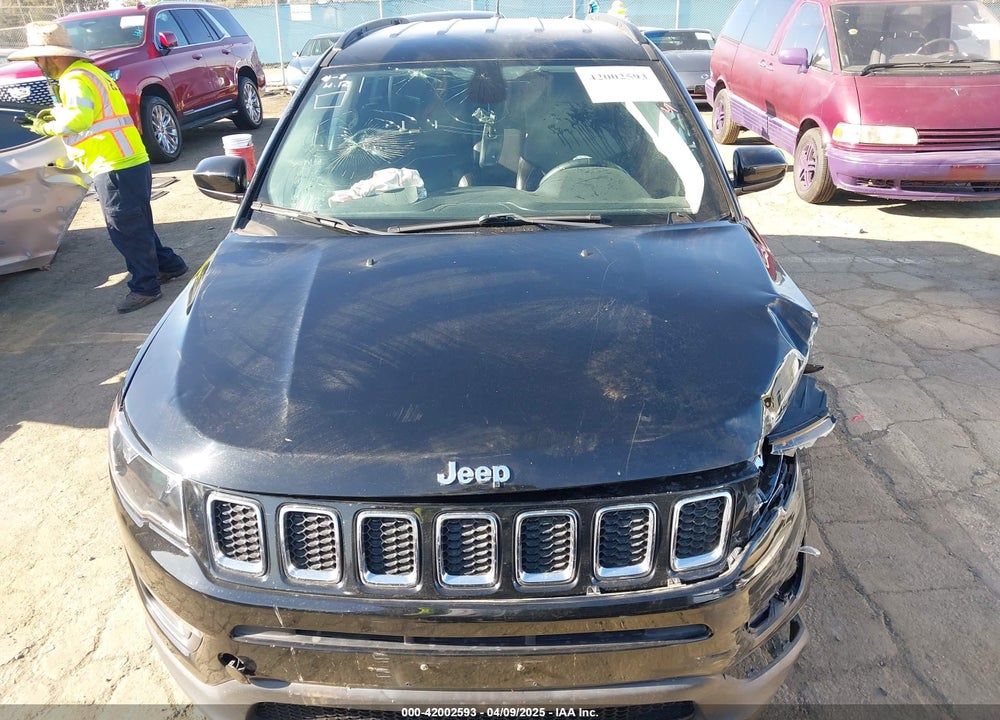 2018 JEEP COMPASS LATITUDE FWD VIN: 3C4NJCBB0JT233741