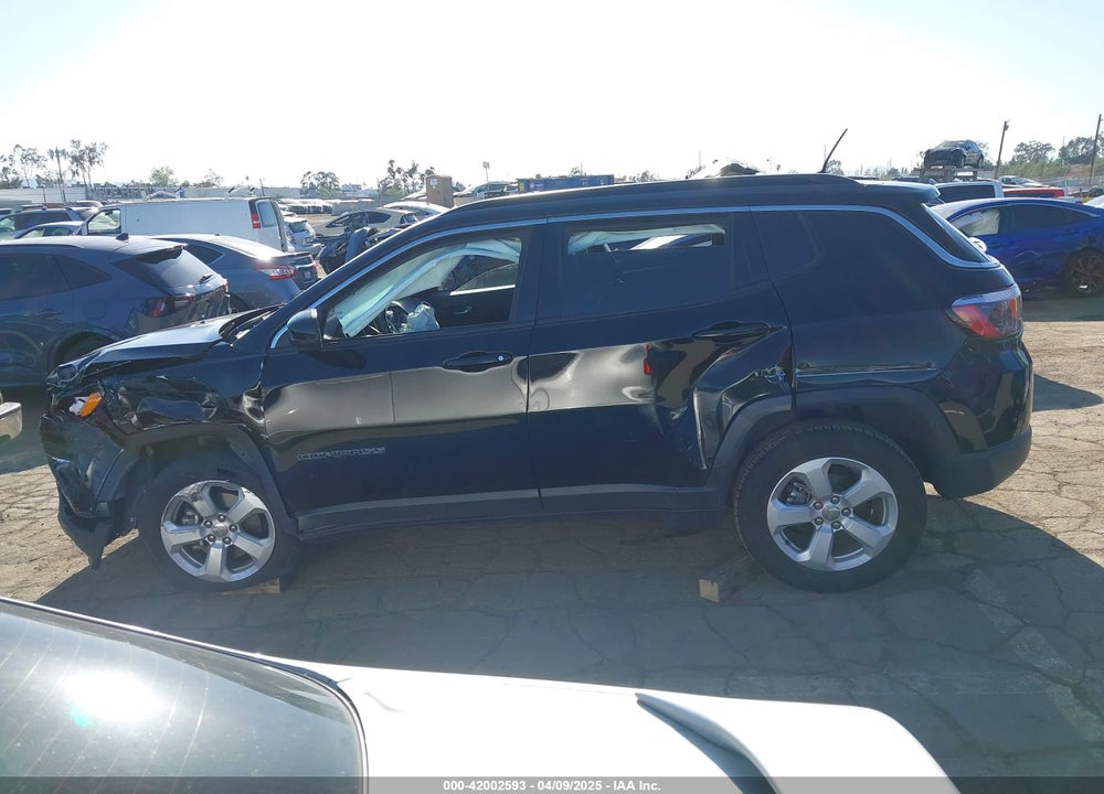 2018 JEEP COMPASS LATITUDE FWD VIN: 3C4NJCBB0JT233741