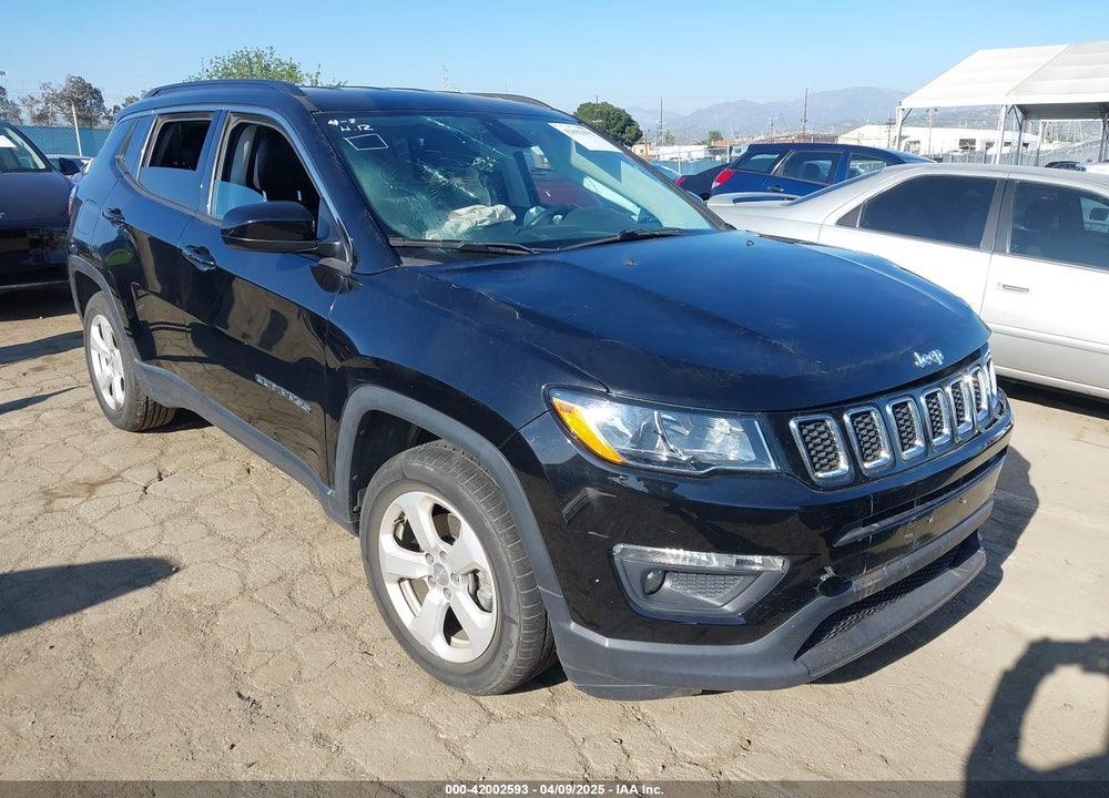 2018 JEEP COMPASS LATITUDE FWD VIN: 3C4NJCBB0JT233741