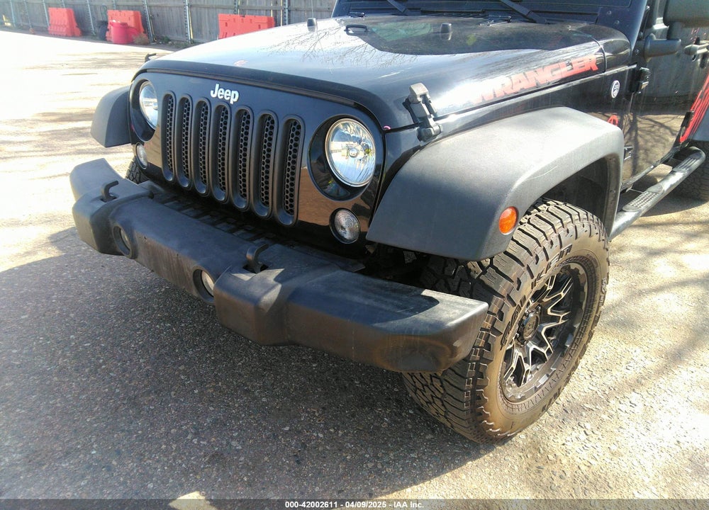2018 JEEP WRANGLER JK UNLIMITED SPORT S 4X4 VIN: 1C4BJWDGXJL811661