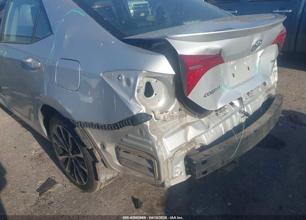 2017 TOYOTA COROLLA SE VIN: 5YFBURHEXHP607459