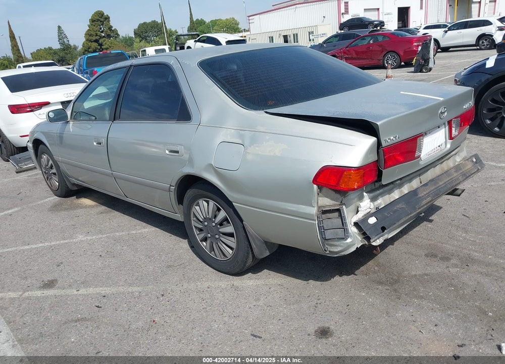 2000 TOYOTA CAMRY VIN: JT2BG22K2Y0420250