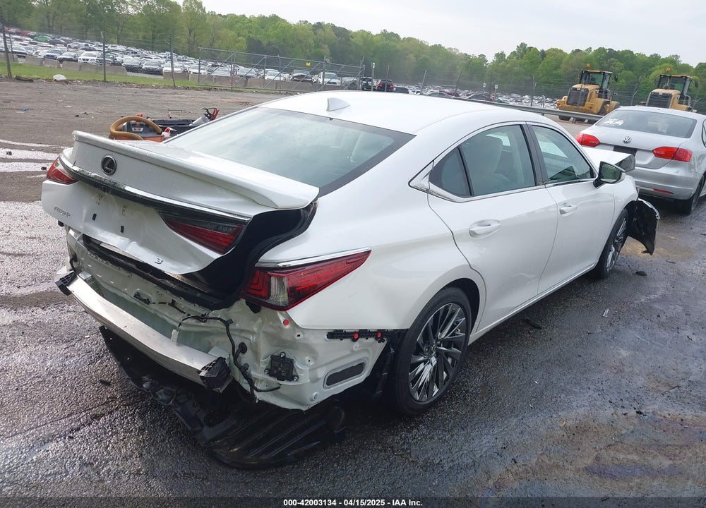 2024 LEXUS ES 300H VIN: 58AFA1C11RU045086