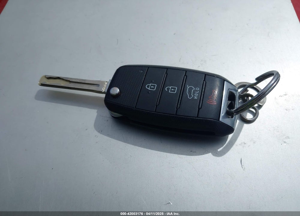 2017 KIA SOUL VIN: KNDJN2A27H7445047