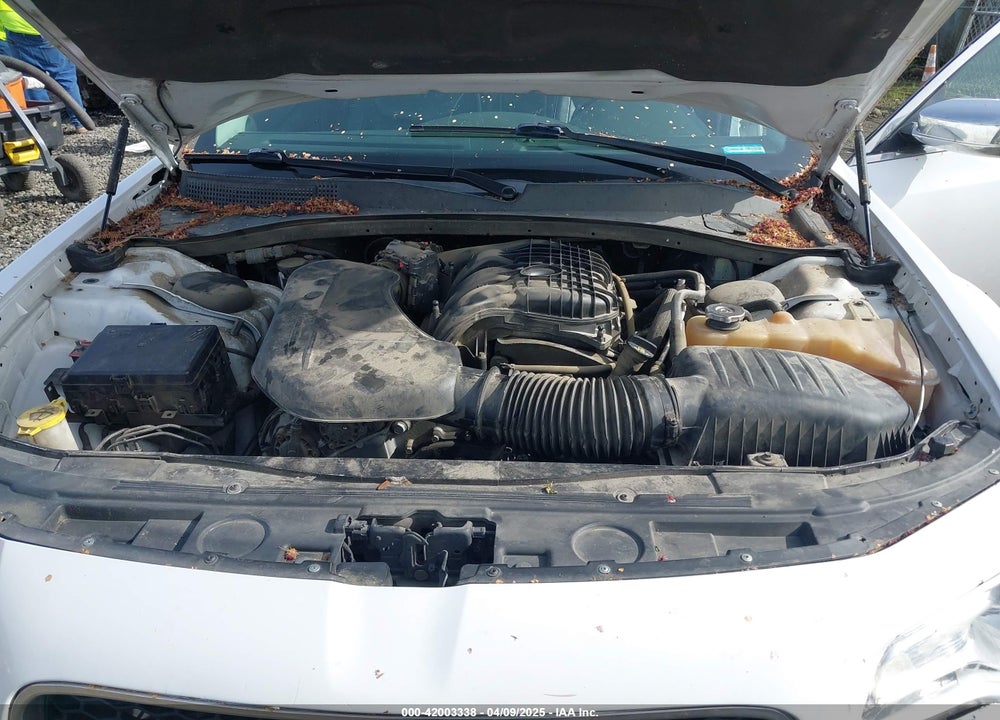 2016 CHRYSLER 300 VIN: 2C3CCAEG5GH252613