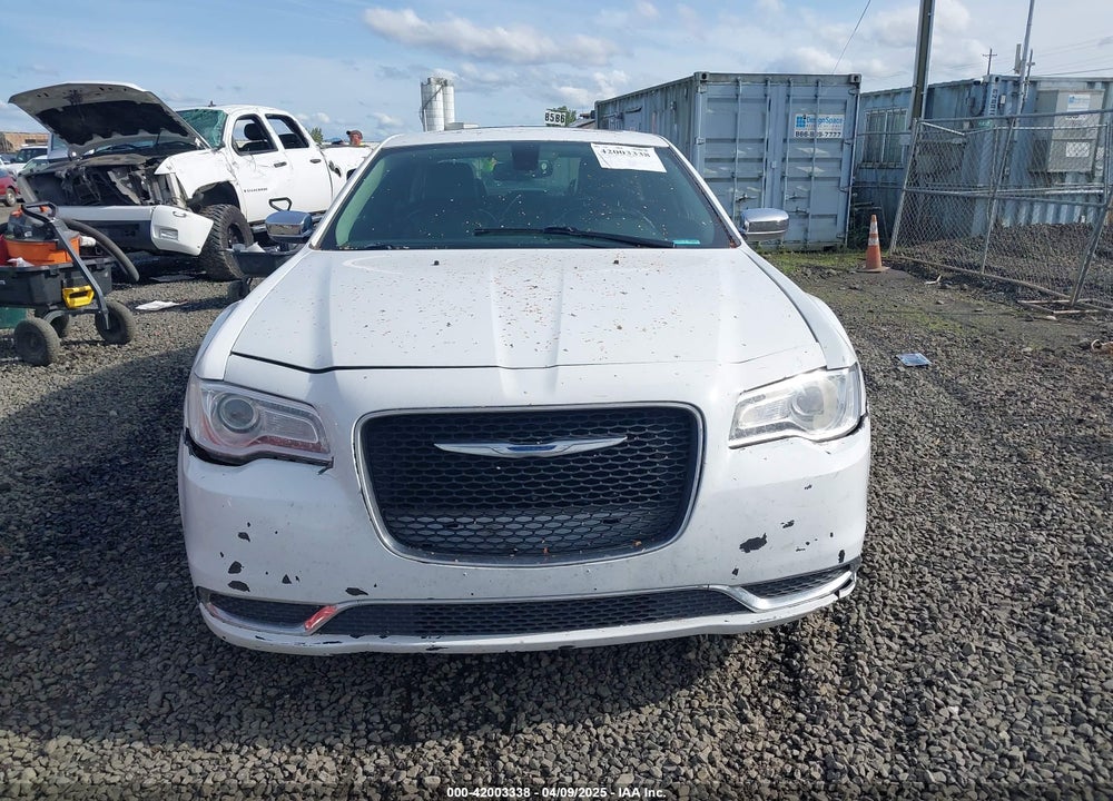 2016 CHRYSLER 300 VIN: 2C3CCAEG5GH252613