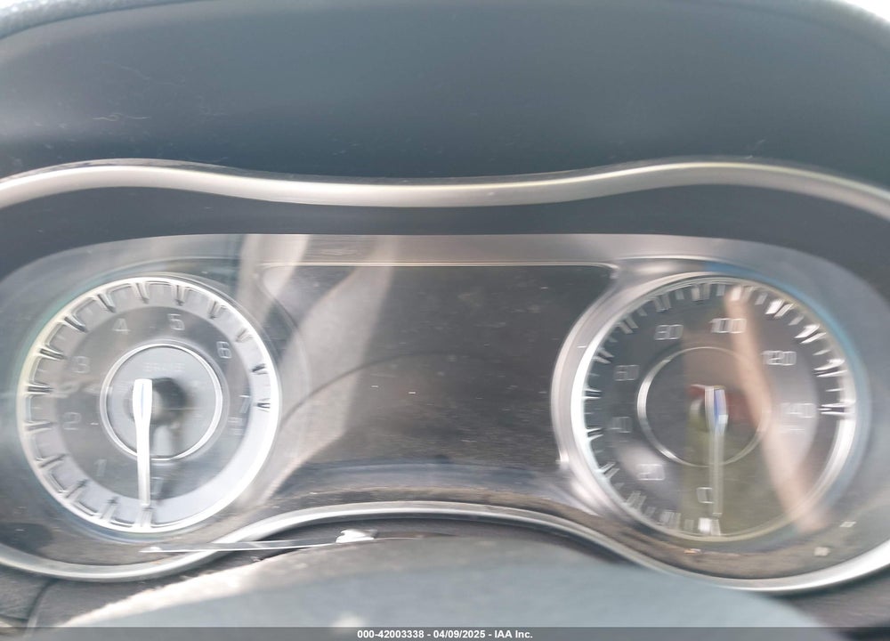 2016 CHRYSLER 300 VIN: 2C3CCAEG5GH252613