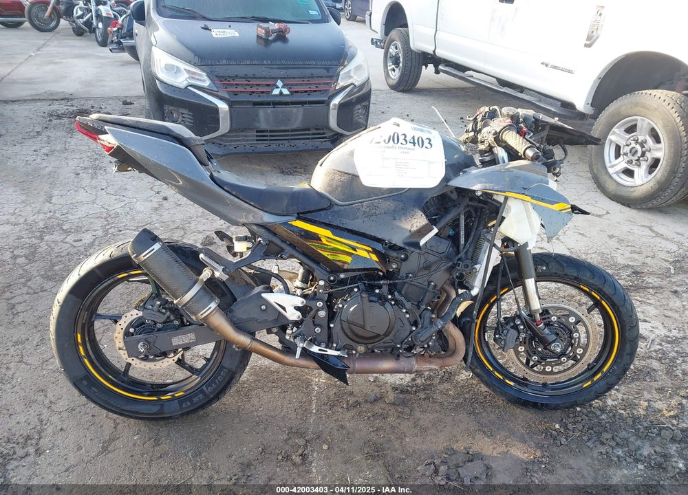 2018 KAWASAKI EX400 VIN: JKAEXKG14JDA08394