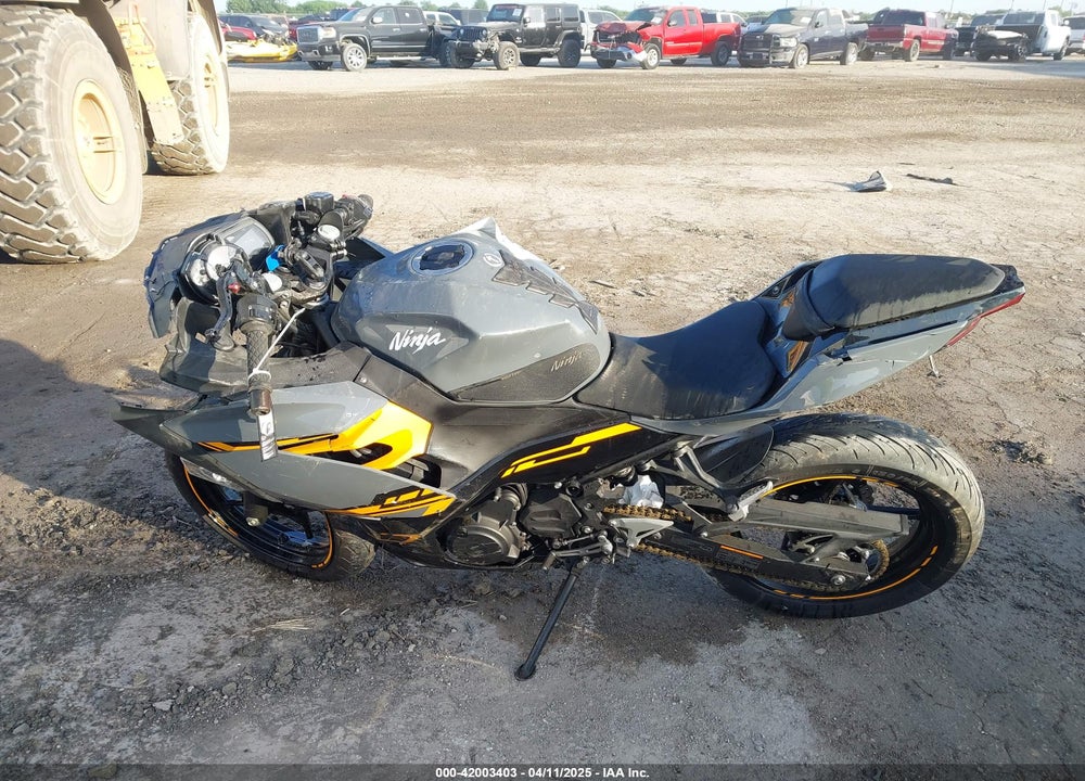 2018 KAWASAKI EX400 VIN: JKAEXKG14JDA08394