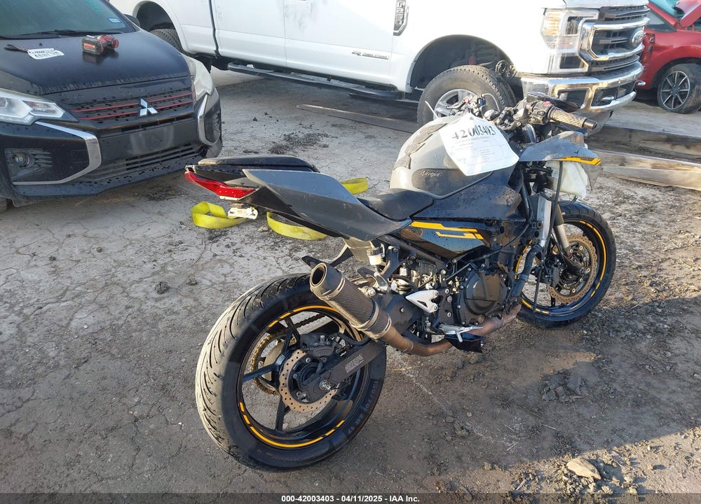 2018 KAWASAKI EX400 VIN: JKAEXKG14JDA08394