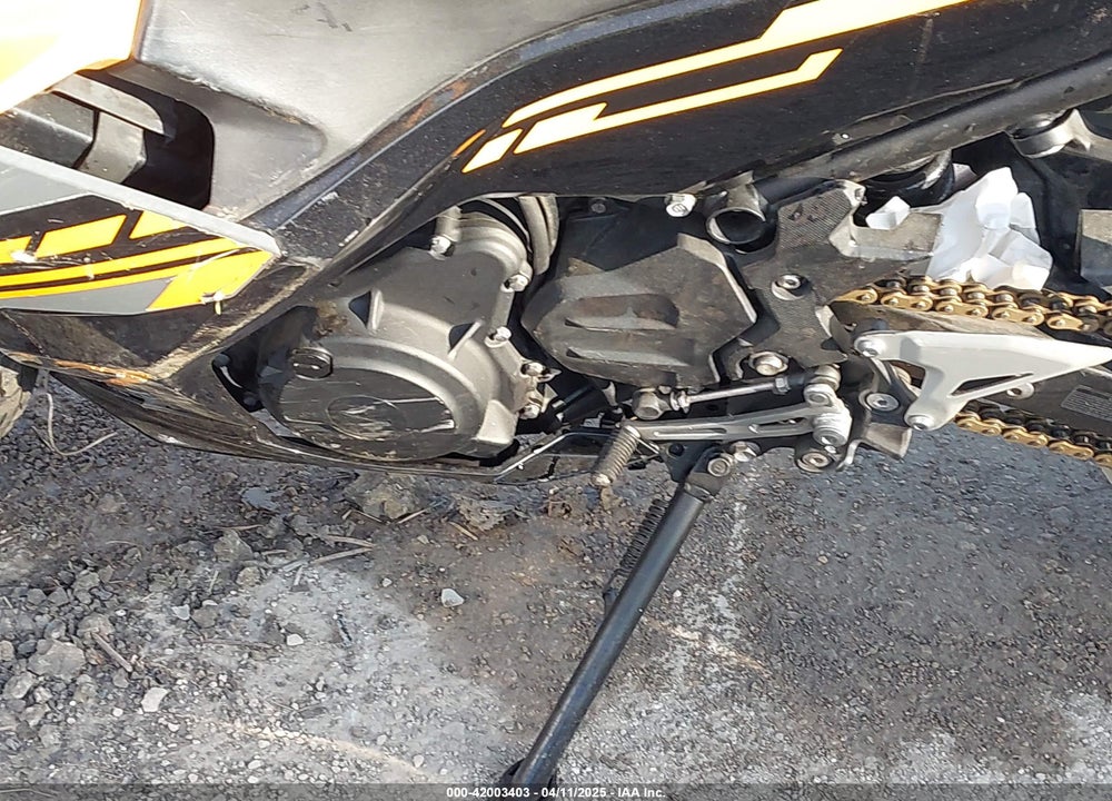 2018 KAWASAKI EX400 VIN: JKAEXKG14JDA08394