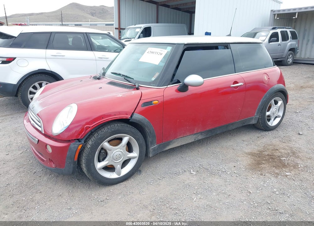 2006 MINI COOPER VIN: WMWRC33516TK65263