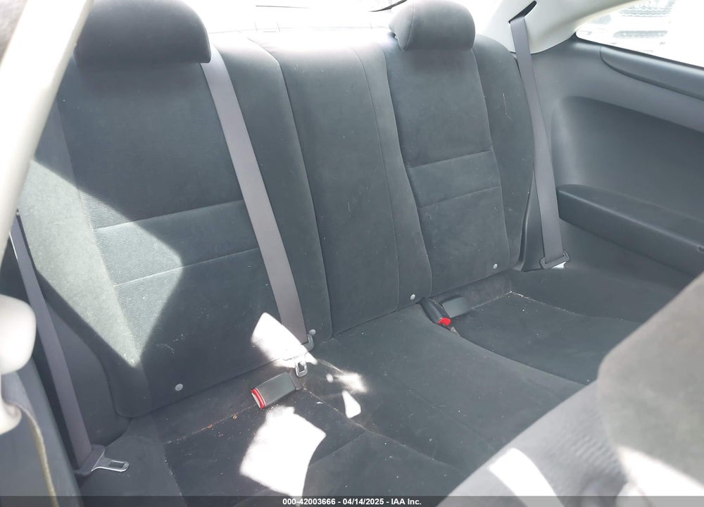 2005 HONDA ACCORD 2.4 EX VIN: 1HGCM727X5A004015