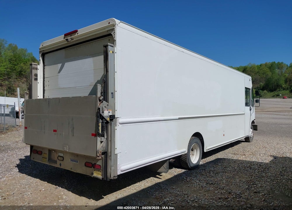 2012 FREIGHTLINER CHASSIS M LINE WALK-IN VAN VIN: 4UZAC3DV8CCBE5481