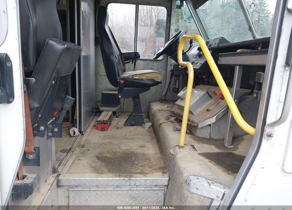 2013 FORD F-59 COMMERCIAL STRIPPED VIN: 1F66F5KYXD0A13310