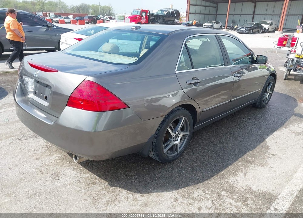 2007 HONDA ACCORD 3.0 EX VIN: 1HGCM66557A031144