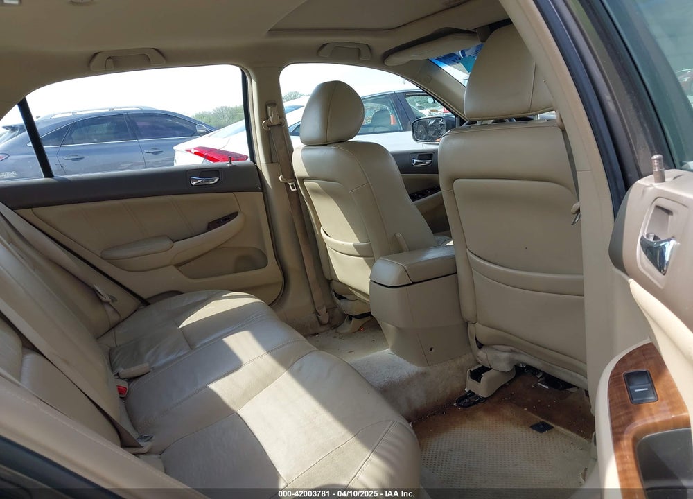 2007 HONDA ACCORD 3.0 EX VIN: 1HGCM66557A031144