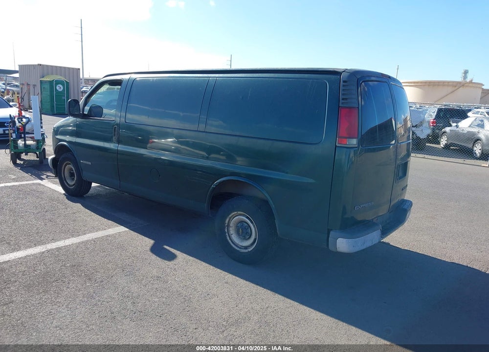 2002 CHEVROLET EXPRESS VIN: 1GCFG25W921195933