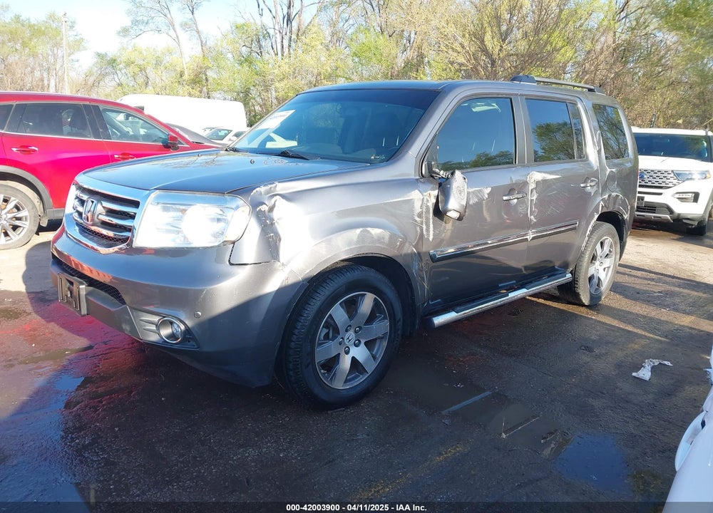 2012 HONDA PILOT TOURING VIN: 5FNYF4H91CB027886